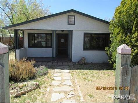 2nd image of 734 Campbell St