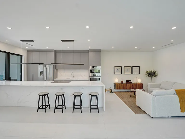 1527 NE 15th Ave — Photo 14