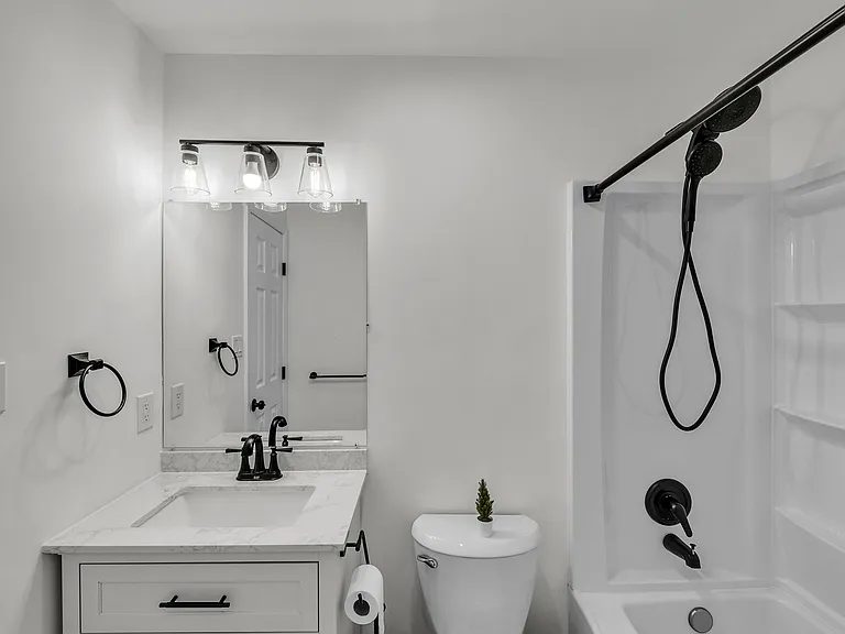 5028 Halwell Dr — Photo 25
