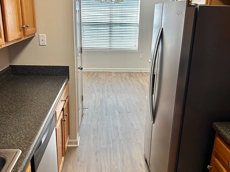 223 Woodruff Park Ln — Photo 5