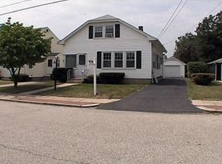 60 Myrtle Ave, Cranston, RI 02910