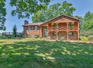 9281 W Andrew Johnson Hwy, Mosheim, TN 37818