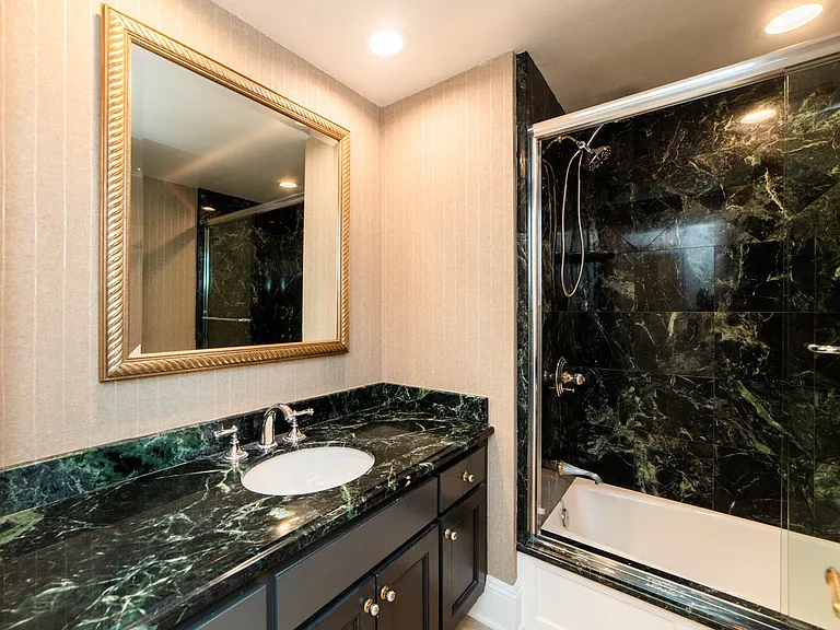 16832 Coral Cay Ln — Photo 47