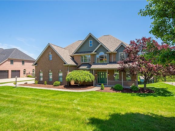 2nd image of 320 Hedgerow Dr