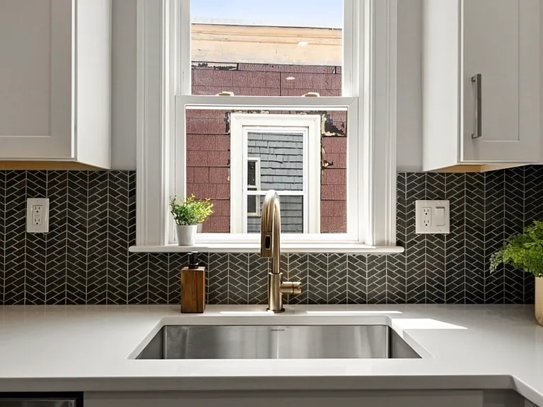 17 Van Winkle St #3 — Photo 3
