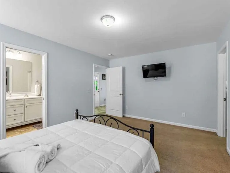 5006 Beale Ave — Photo 18