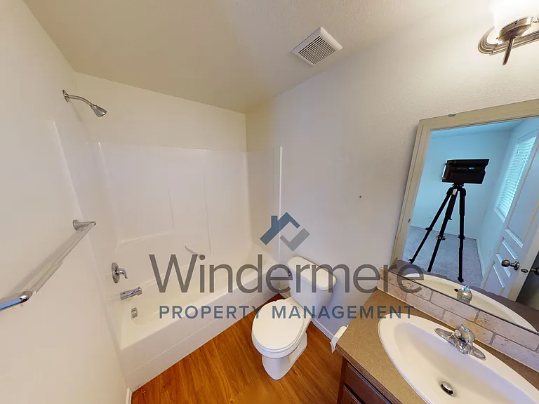 219 Marjorie Pl — Photo 4