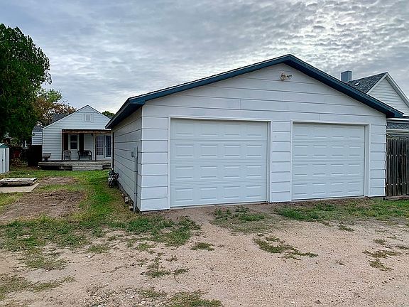 36 ft x 24 ft shop/garage