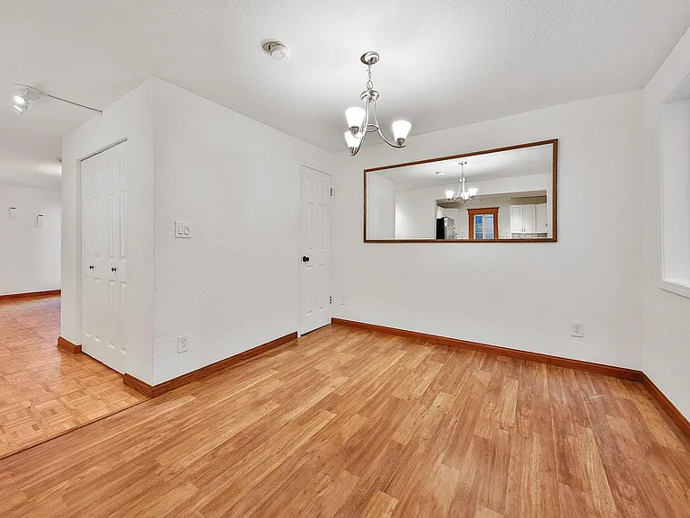45 Fair Ave — Photo 5