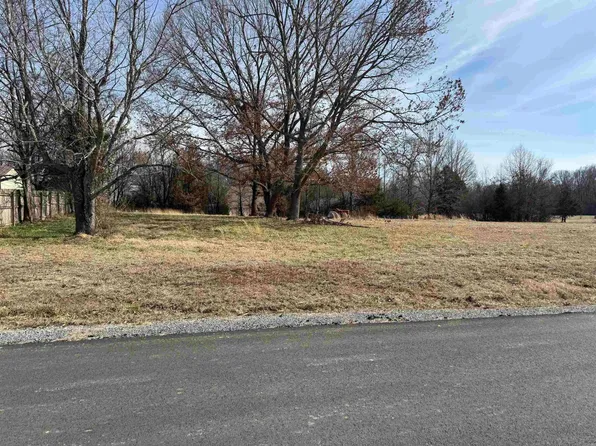 31 Taylor Place Ln, Conway, AR 72032