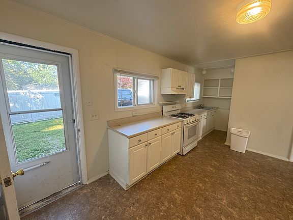 3rd image of 1837 S 7th Ave