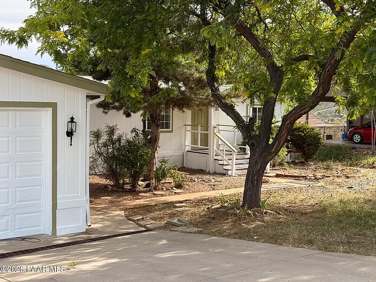 8201 E Canyon Ln — Photo 35