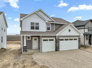 2397 Rock Elm Rd, Shakopee, MN 55379