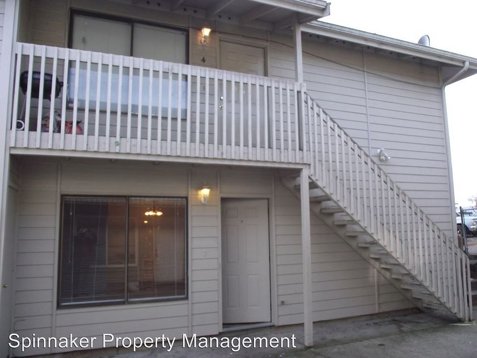 1st image of 1121 S Woodlawn St APT 04