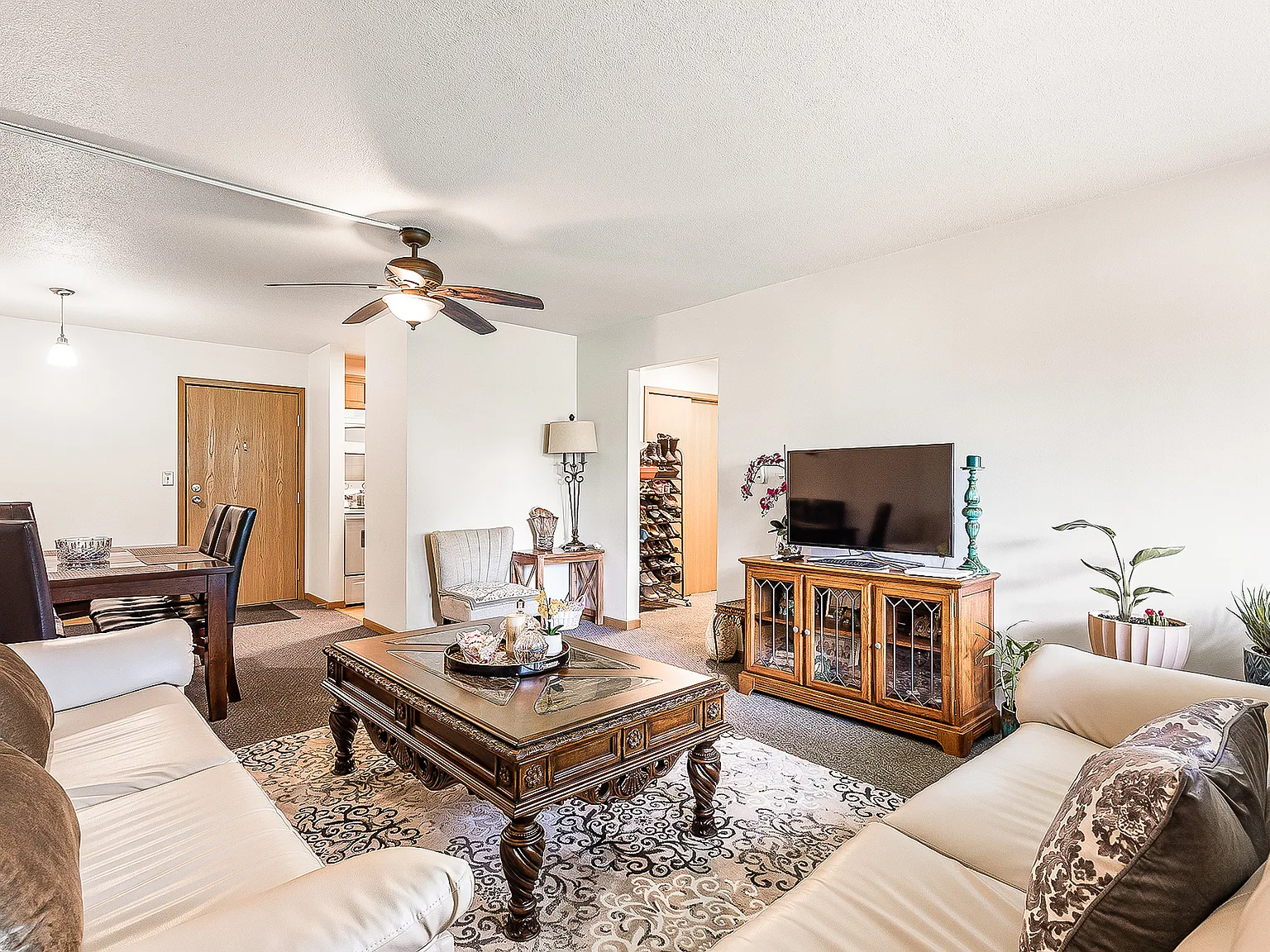 HICKMAN HILL APARTMENTS — Photo 2