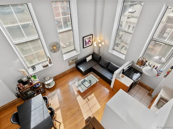 124 Court Street #306, New Haven, CT 06511