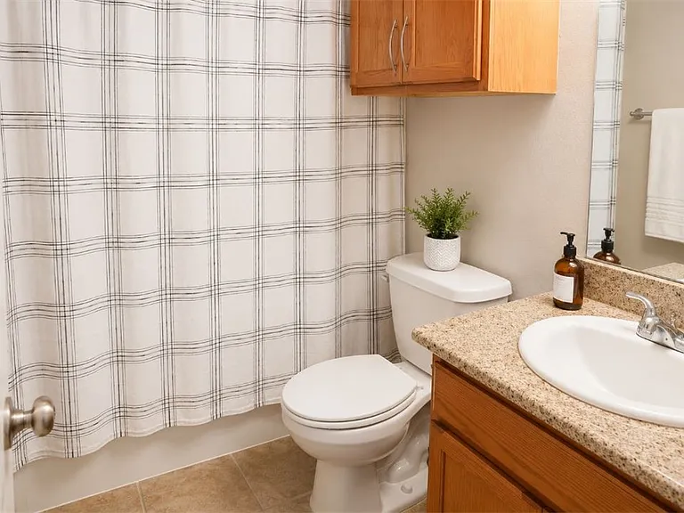 4202 Cedar Creek Ct — Photo 8