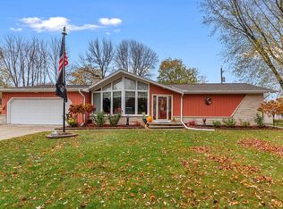 3314 Stokes Ln, Manitowoc, WI 54220