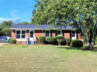 1005 Enterprise Dr, High Point, NC 27260