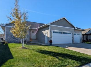 3637 E Brewster St, Sioux Falls, SD 57108