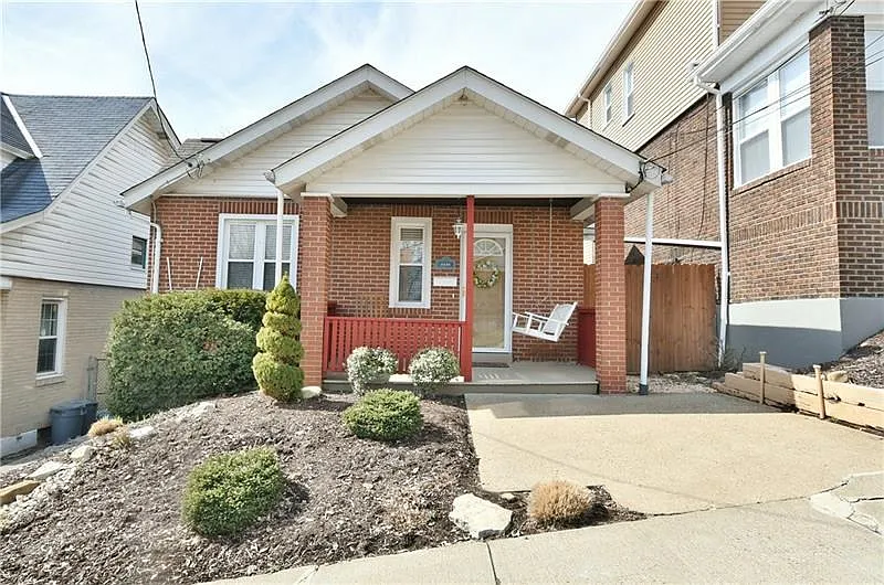 2436 Vodeli St photo 1