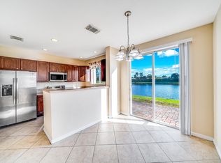 3141 Laurel Ridge Cir, Riviera Beach, FL 33404