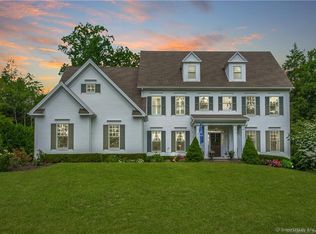 6 Sweetheart Mountain Rd, Collinsville, CT 06019