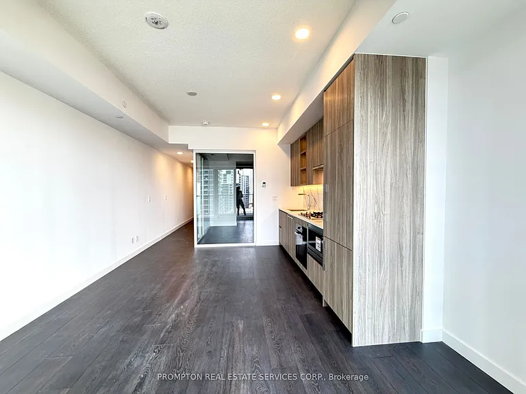 18 Esther Shiner Blvd #731 — Photo 11