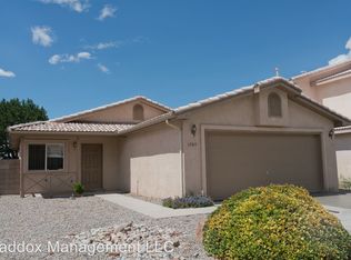 8909 Moonstone Dr NE, Albuquerque, NM 87113