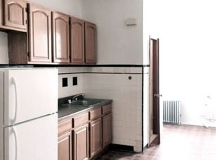 683 Seneca Ave APT 1R, Ridgewood, NY 11385