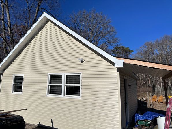 (undisclosed Address)