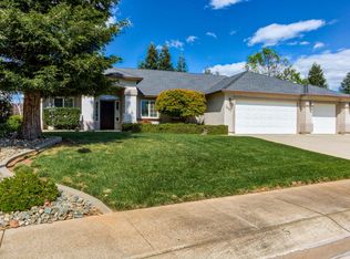 3098 Copper Creek Dr, Redding, CA 96002