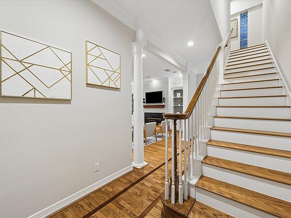 5th image of 5312 Hidalgo St