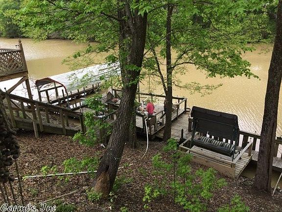 3rd image of 128 Bayou Dr N