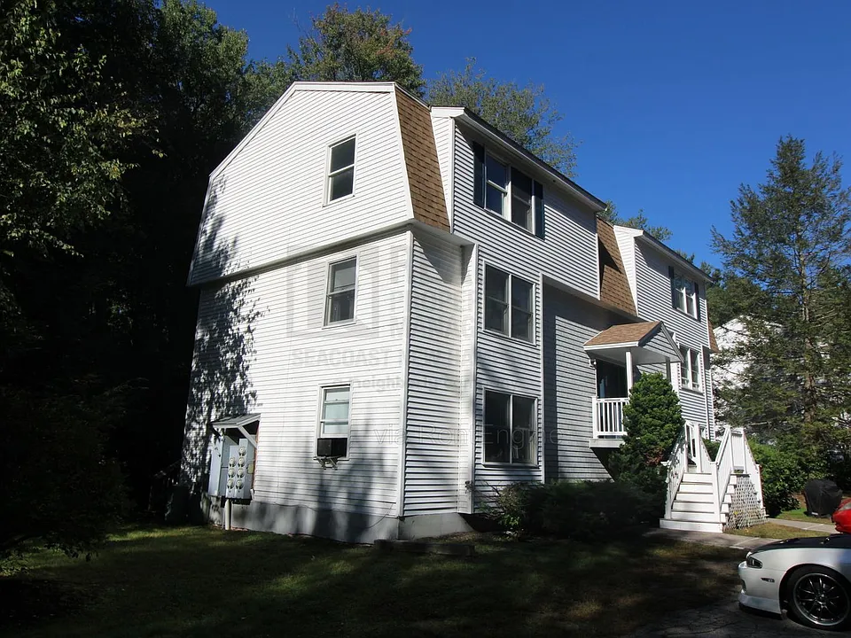 17 Ellison Dr #5