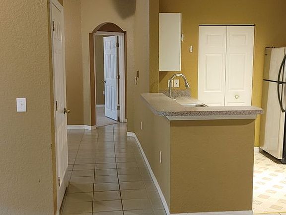 5th image of 873 Grand Regency Point Unit 11-102