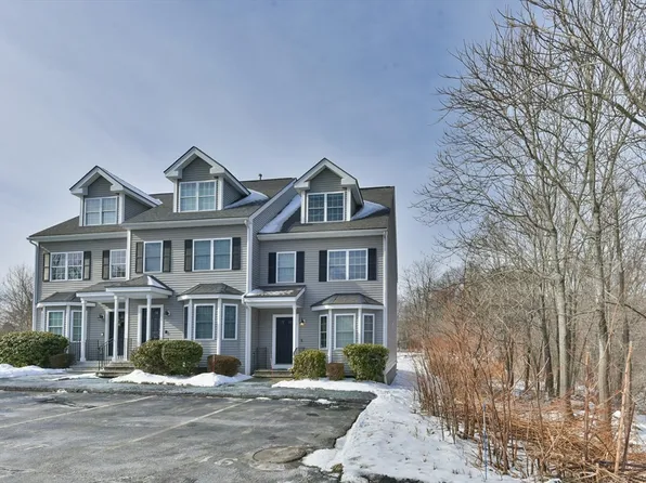 5 Juneberry Ln #84, Worcester, MA 01606