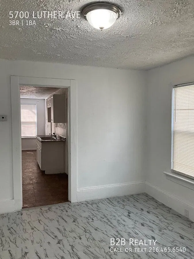 Charming 3-Bedroom Family Home Enjoy a $200 Move-In Special and a 13-Month Lease Bonus! — Photo 4