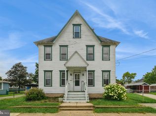 26 E Wood St, Paulsboro, NJ 08066