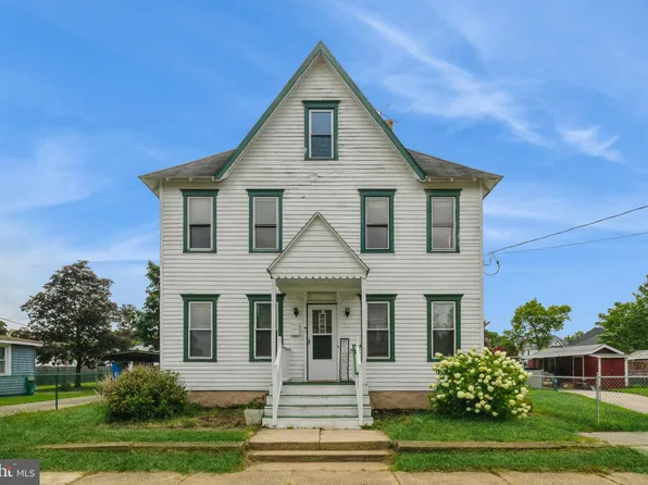 26 E Wood St, Paulsboro, NJ 08066