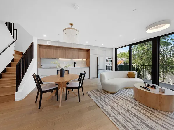 14-35 Broadway #1A, Astoria, NY 11106