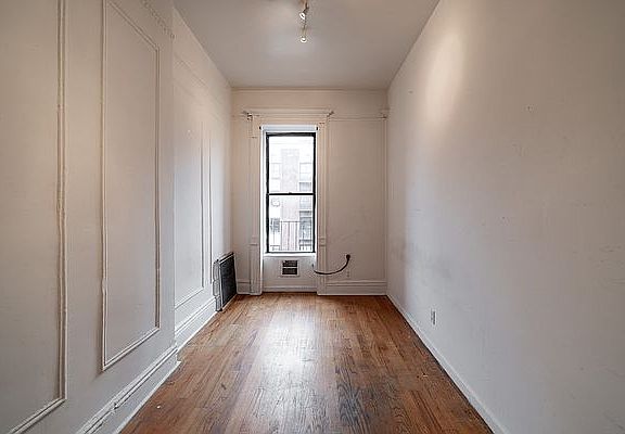 3rd image of 325 Nostrand Ave #5