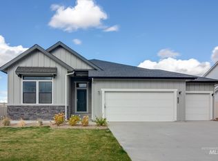 822 E 19 N, Mountain Home, ID 83647