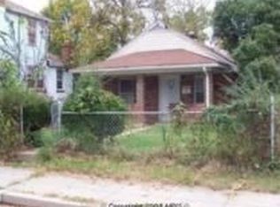 5212 C St SE, Washington, DC 20019