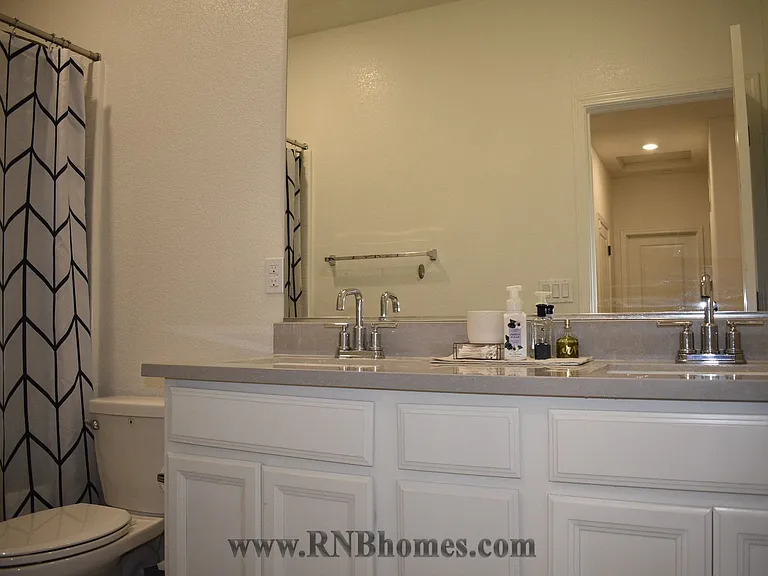 1048 Merrimack St — Photo 10