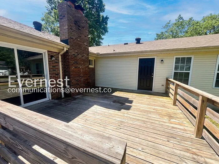 837 Britton Ave — Photo 19