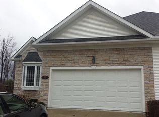 55 Gullybrook Ln UNIT 55, Willoughby Hills, OH 44094