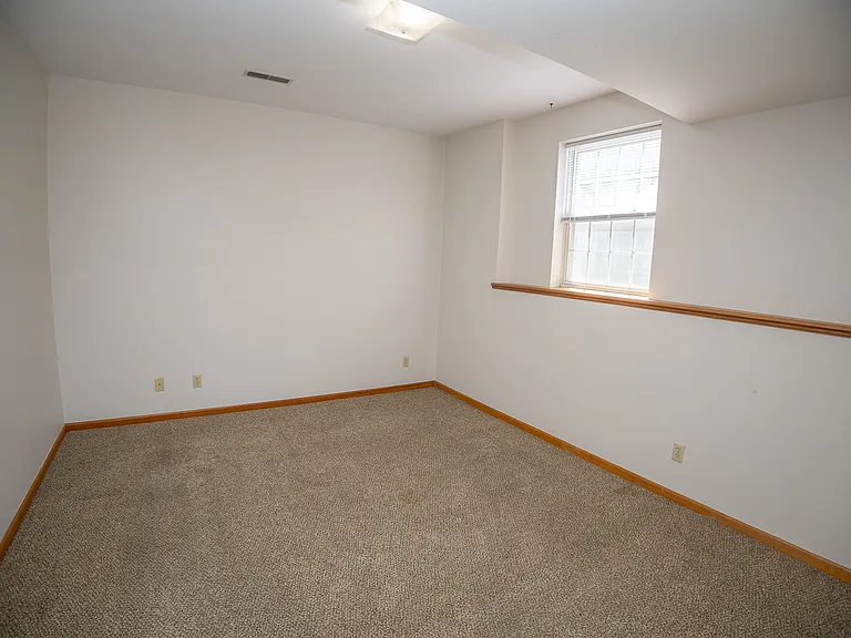 305 Tanner Bridge Ct #B — Photo 21