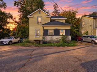 1004 Newland Pl, Kalamazoo, MI 49001