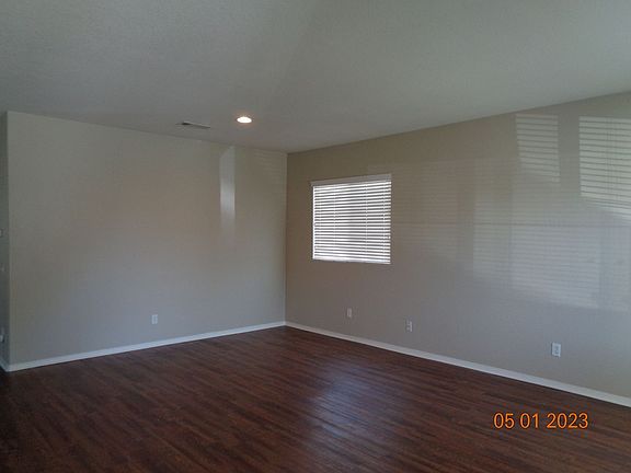 2nd image of 2739 Garnet Ln